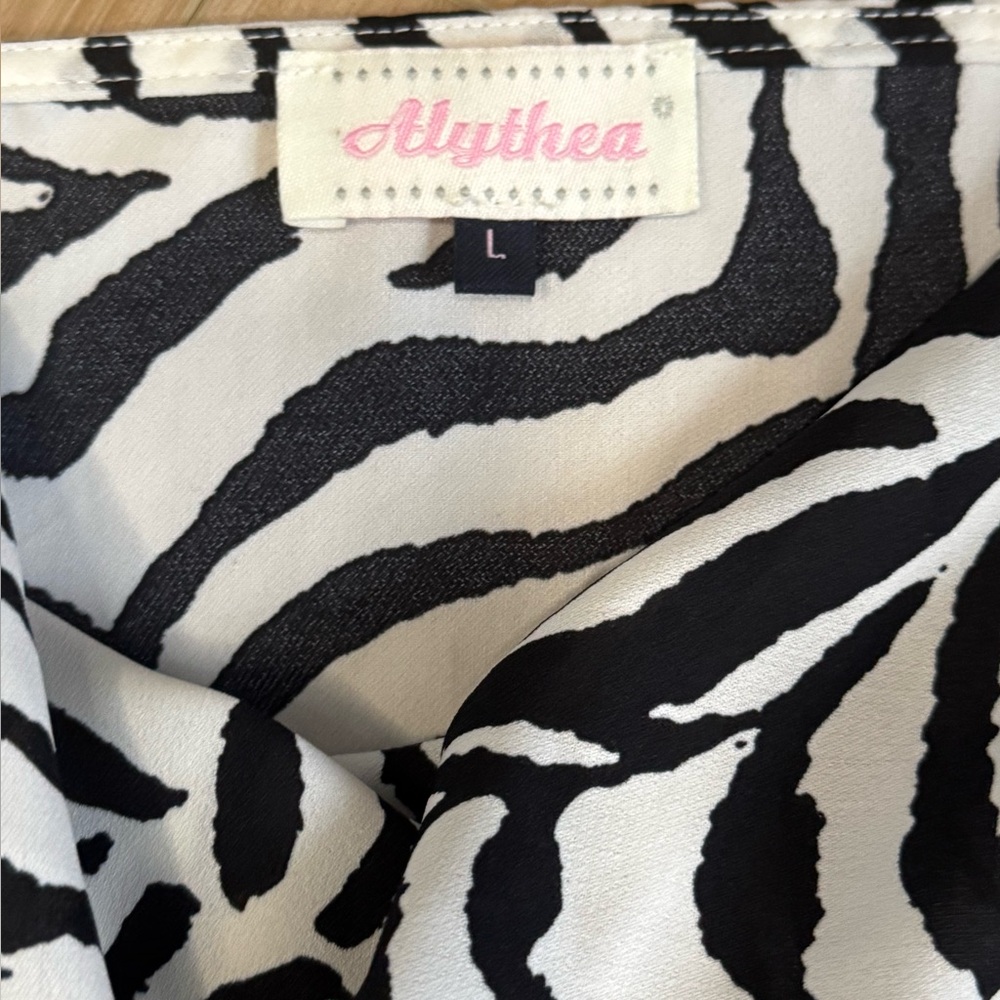Alythea Zebra Print Cowl Neck Cami Tank Top Black White Size Large - Picture 2 of 7